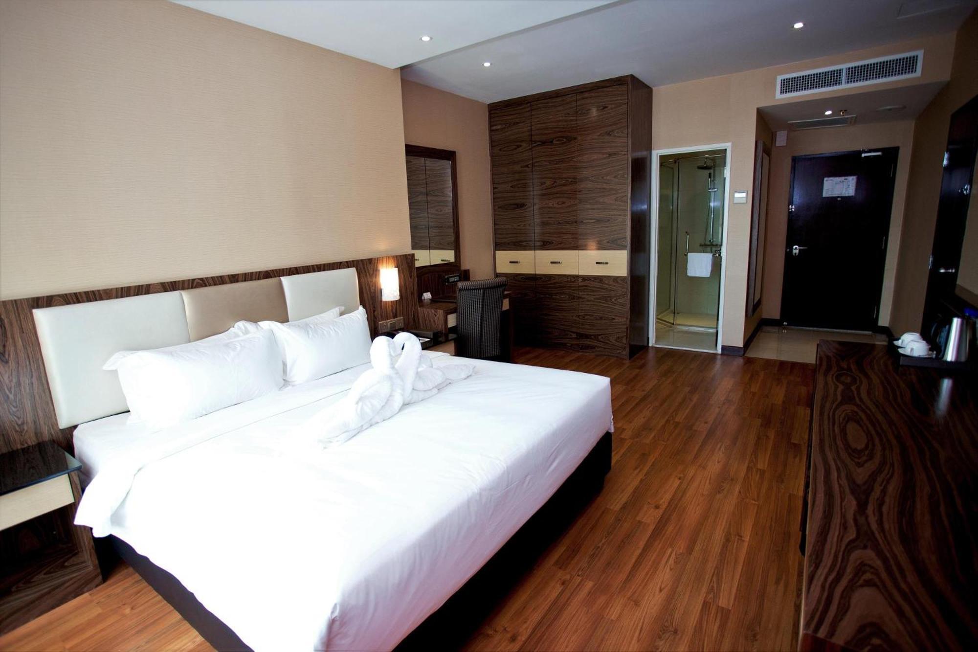 Vouk Hotel Suites, Penang George Town Cameră foto